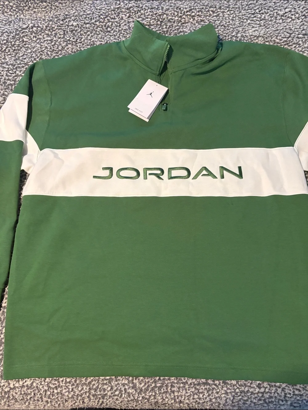 Nike Jordan’s Men’s Size XL 1/4 Zip pullover in Green/White NWT!